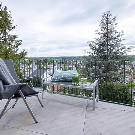 Apartment Grosszuegige Panorama-suite „gruene Oase“